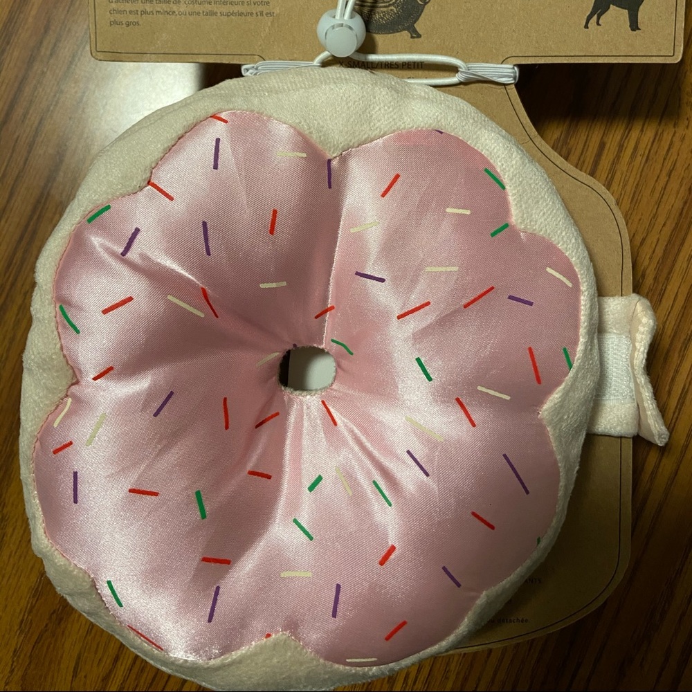 Donut pet costume !! 🍩
